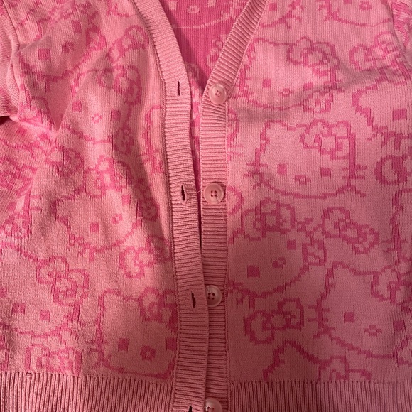 Hello Kitty Pink Cardigan - Picture 3 of 4